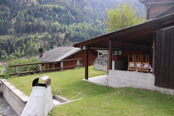 Chalet / Casa indipendente in vendita a Scruengo (Piotta-Quinto) 2