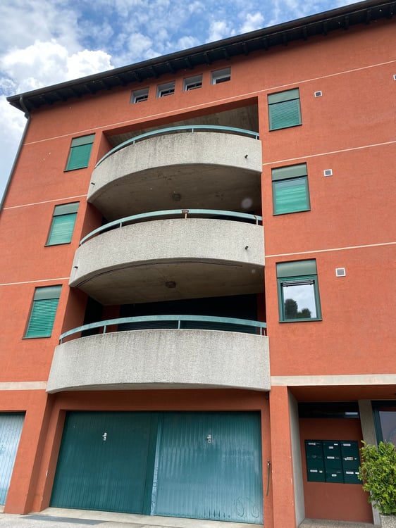 CASLANO - 2.5 locali mansardato 1