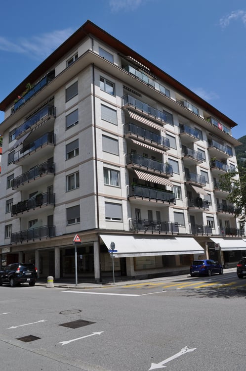 Monolocale parzialmente arredato a Lugano, disponibile subito 1