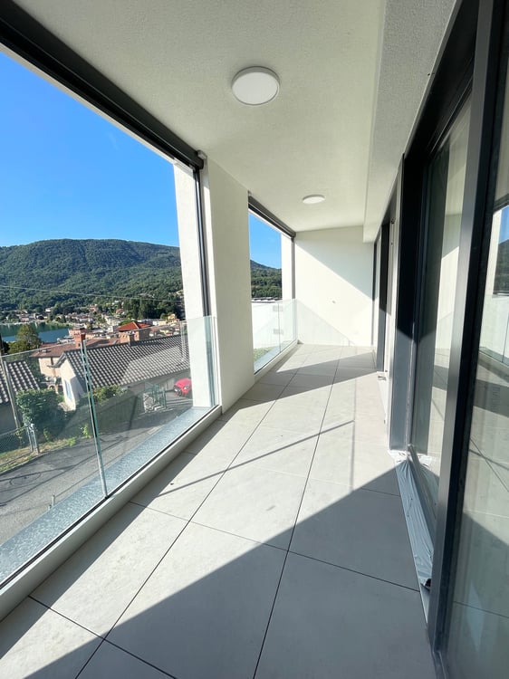 2.5 locali nuovo con terrazza vista lago 7