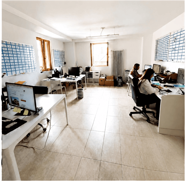 Ufficio luminoso di 2.5 locali a Rancate 4