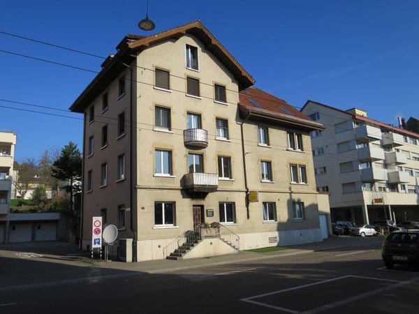 Moderne 1-Zimmer-Wohnung mit Balkon in St. Gallen 1