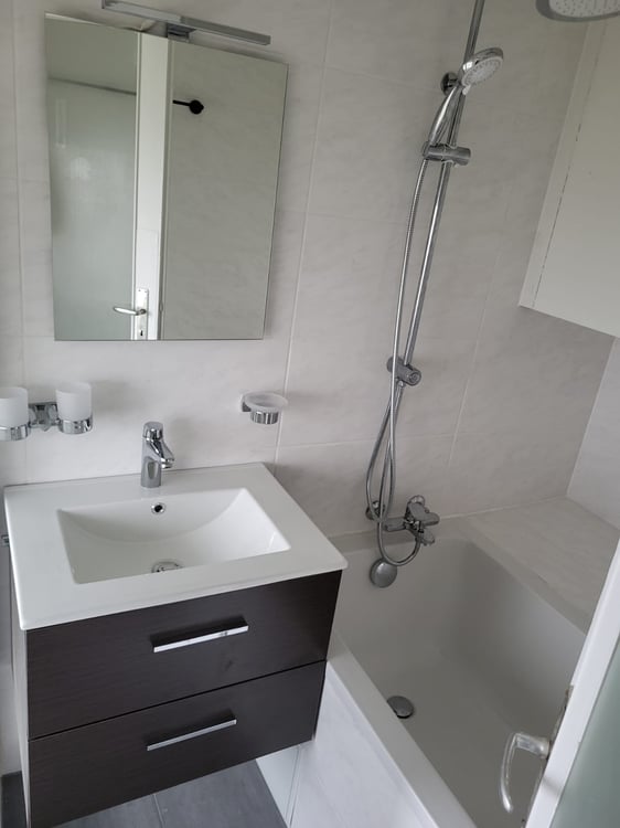 Moderne 3.5-Zimmer-Dachwohnung + Mansardenzimmer in zentraler Lage von Herisau 12