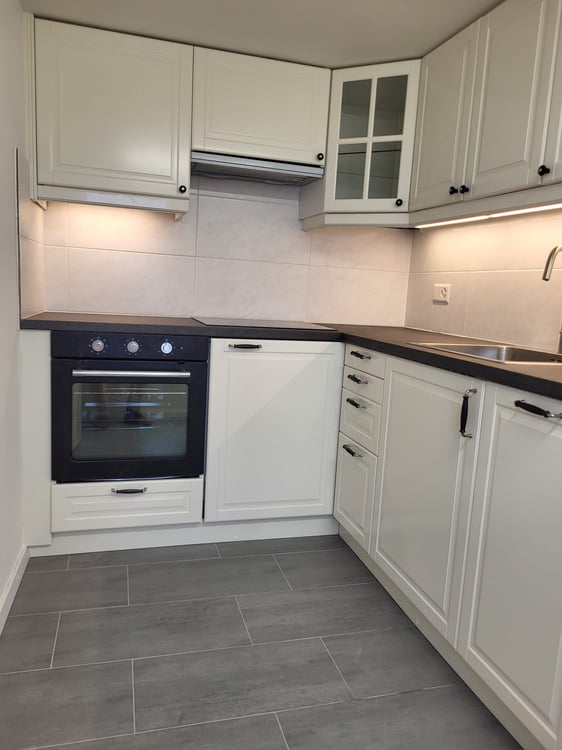 Moderne 1.5-Zimmer-Dachwohnung + Mansardenzimmer in zentraler Lage von Herisau 9