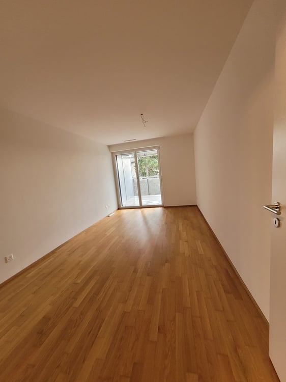 Moderne 1-Zimmer-Wohnung mit Balkon und Garage in Wetzikon 8