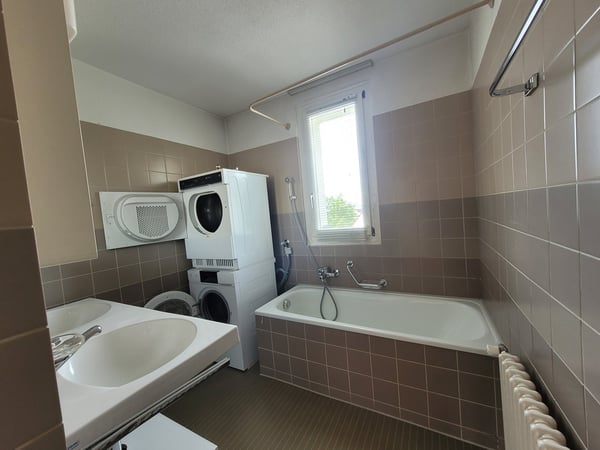 Grosszügige 5.5-Zimmer-Maisonette-Dachwohnung mit Terrasse, Balkon und viel Charme 5