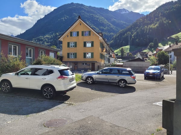 Div. Autoabstellplätze zu vermieten 5