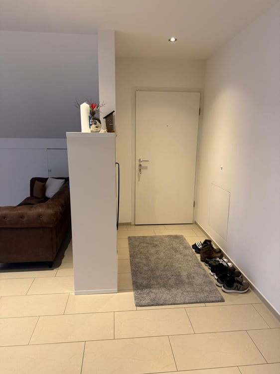 Helle 3.5-Zimmer-Wohnung mit Balkon in Reinach 12