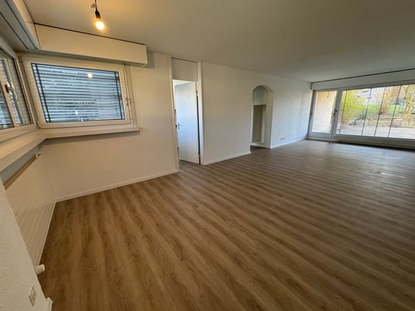 neu renovierte Wohnung, privater Waschturm 13