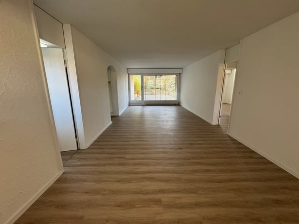 neu renovierte Wohnung, privater Waschturm 12