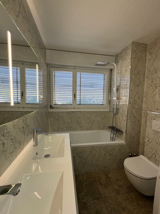 neu renovierte Wohnung, privater Waschturm 10