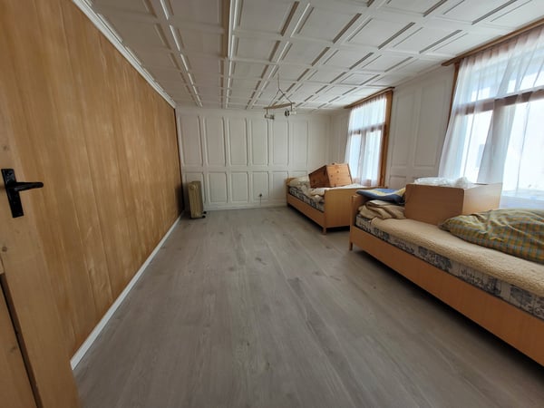 Charmante 3.5-Zimmer-Wohnung im traditionellen Schweizer Haus in Küblis 12