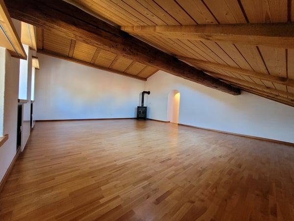 3.5-Zimmer-Dachwohnung in Tamins – sofort verfügbar 2