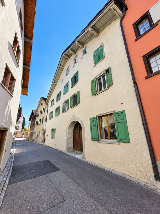 3.5-Zimmer-Dachwohnung in Tamins – sofort verfügbar 1