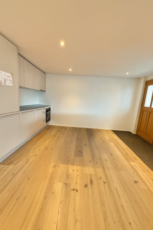 Moderne Erdgeschosswohnung mit Regendusche und mini-Garten 5