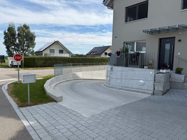 Einstellhallenplatz in Altishausen/TG zu vermieten 5