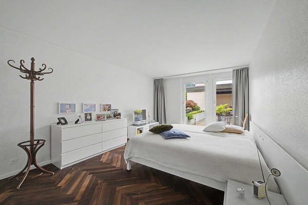 Wohnen mit besonderem Flair – grosszügiges Terrassenhaus an begehrter Wohnlage.... 12