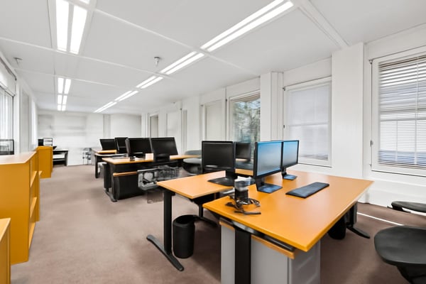 Bureaux modernes de 430 m² à louer ? Adresse prestigieuse à Florissant 6