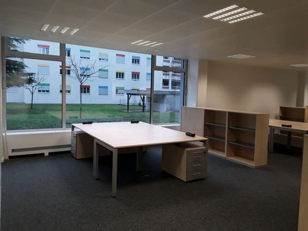 VERSOIX - Bureaux lumineux d'env. 262 m² ? Rez-de-chaussée 5