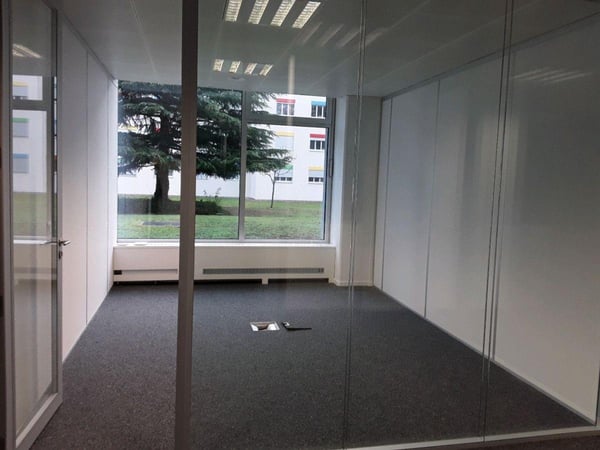 VERSOIX - Bureaux lumineux d'env. 262 m² ? Rez-de-chaussée 2