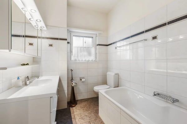 5.5-Zimmer-Gartenwohnung mit Terrasse in Nürensdorf 8