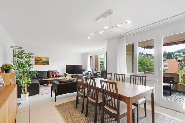 4.5-Zimmer-Wohnung mit Balkon und Schwedenofen in Oberuzwil 5