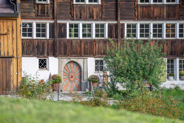 Historisches Wohnhaus mit Scheune und Wald 3