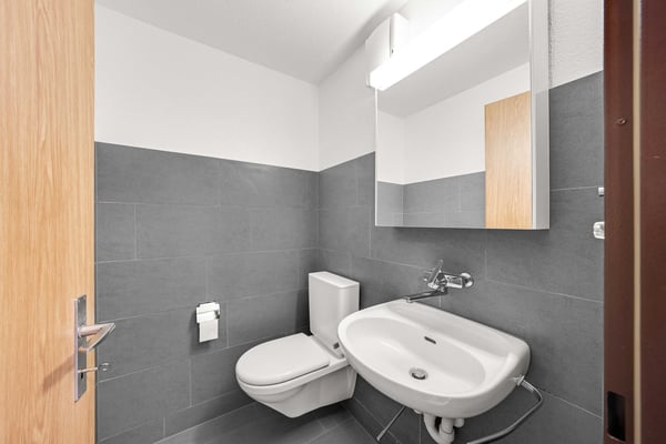 3.5 Zimmer-Wohnung im 2. OG 8