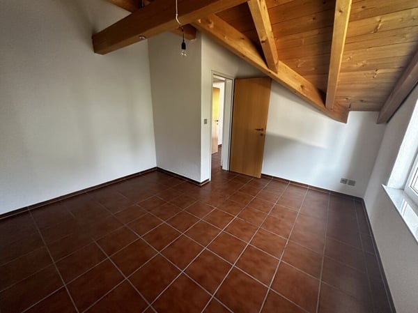 3.5-Zimmer-Dachwohnung 6