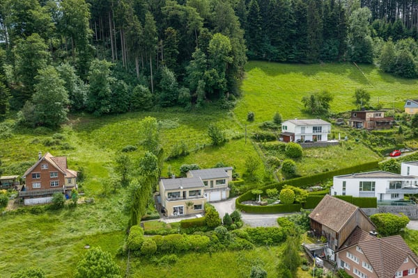 Einfamilienhaus mit Baulandreserve 3
