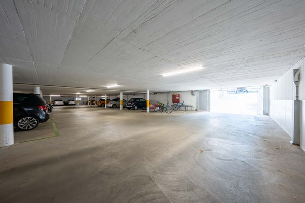 Tiefgaragenparkplatz 3