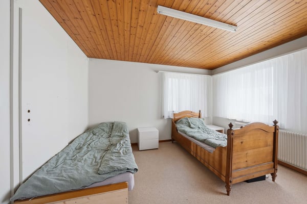 Einfamilienhaus mit Ökonomiegebäuden 11