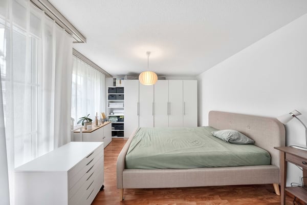 Vierfamilienhaus mit Baulandreserve 10