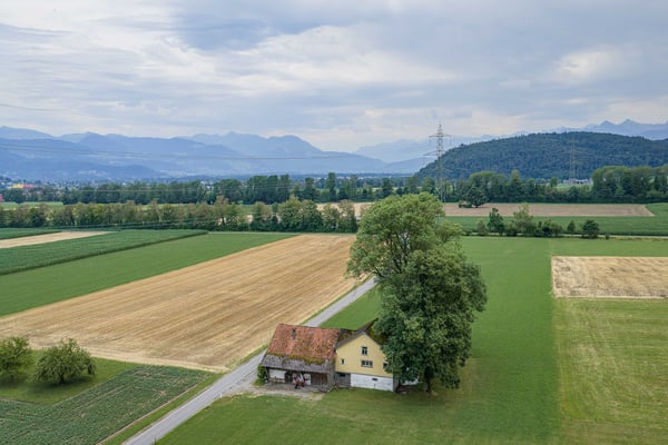 Einfamilienhaus mit Scheune 4