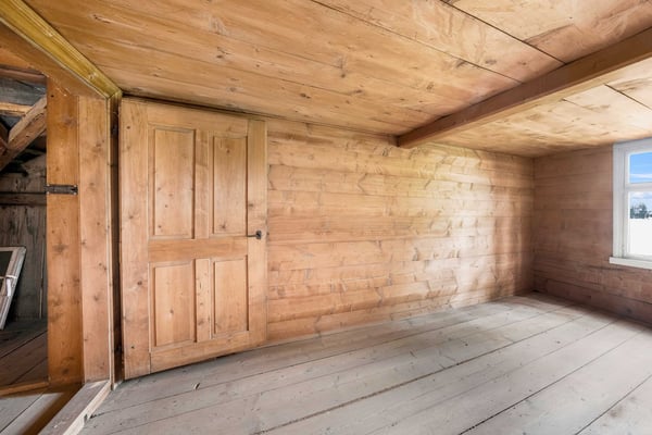 Einfamilienhaus mit Scheune 7