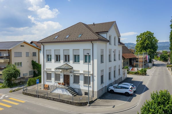Mehrfamilienhaus 2