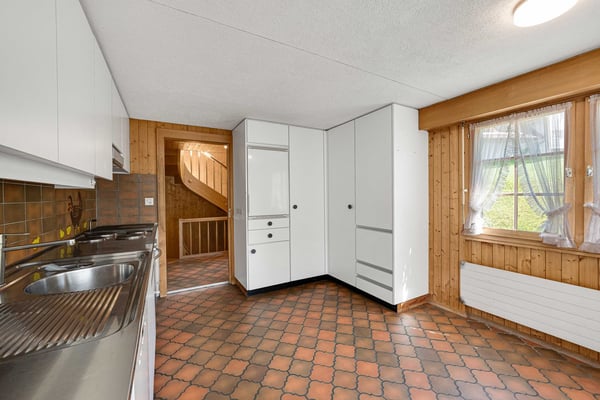 Wohnhaus mit separater Garage 7