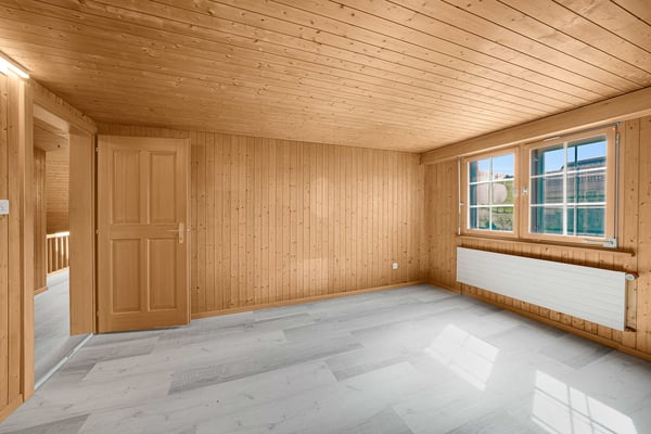 Wohnhaus mit separater Garage 10