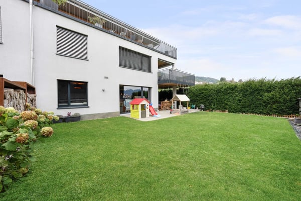 4.5-Zimmer-Gartenwohnung 12