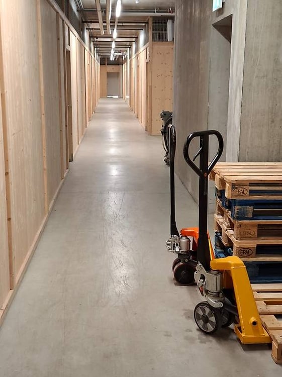 Box & stockage, entrepôt à Meyrin ZYMESA - Idéal pour artisant, loyer progressif 5