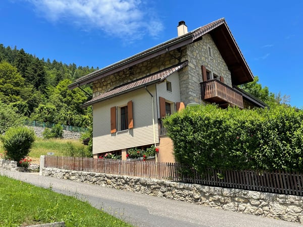 **visites suspendues** Charmante maison de 1.5 pièces à Fontainemelon