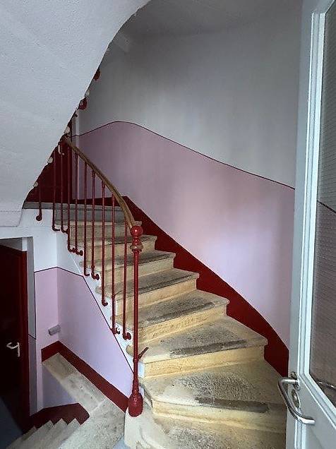 Charmante maison individuelle de 1.5 pièces au centre-ville de Neuchâtel 9