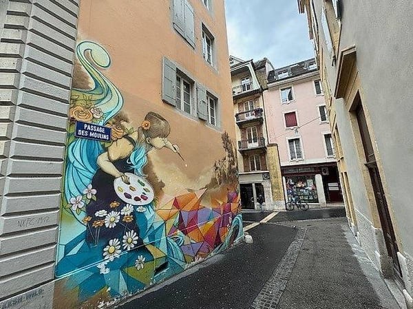 Charmante maison individuelle de 1.5 pièces au centre-ville de Neuchâtel 5