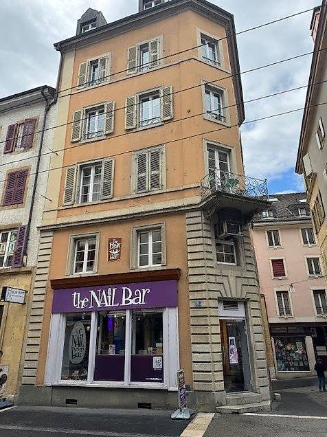 Charmante maison individuelle de 1.5 pièces au centre-ville de Neuchâtel 2