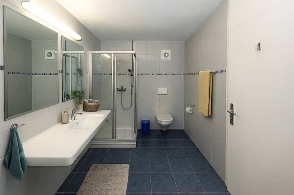 Superbe appartement avec jardin privatif dans petite PPE 9