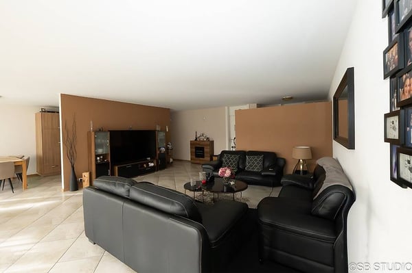 Superbe appartement avec jardin privatif dans petite PPE 5