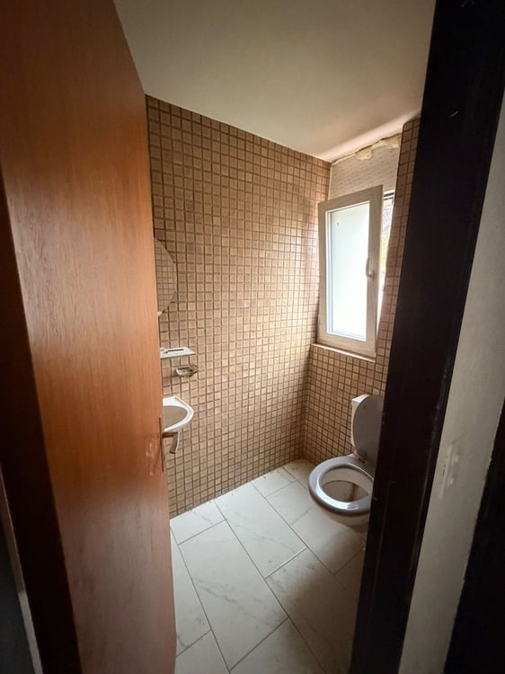 Villa moderne de 1.5 pièces avec garage et terrasses à Delémont 4