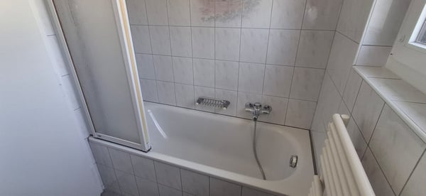 Charmant appartement de 1.5 pièces avec balcon à Delémont 2