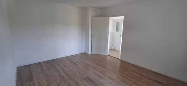 Charmant appartement de 1.5 pièces avec balcon à Delémont 6