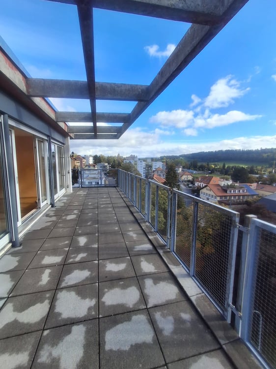 Magnifique appartement en attique de 5.5 pièces avec vue panoramique – La Chaux-de-Fonds 8